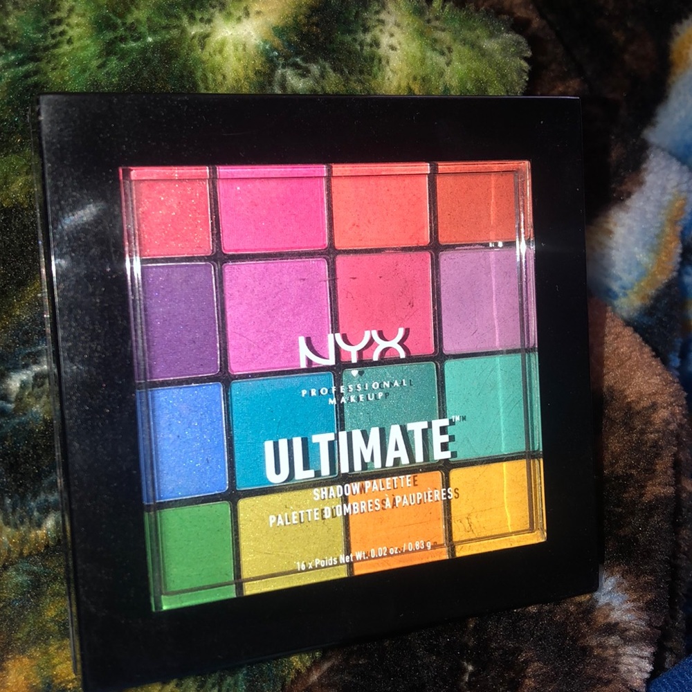 Nyx Ultimate Brights Pallete